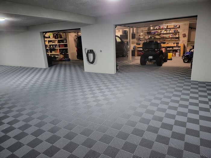 Les avantages du PVC pour une surface au sol