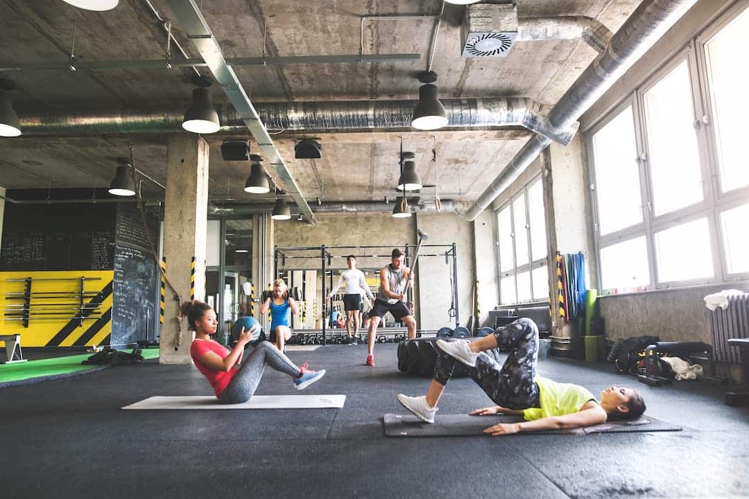 Quelle dalle choisir pour le sol de votre salle de sport : guide complet